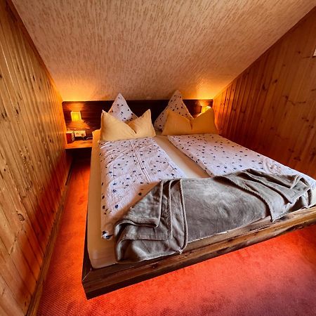Gemütliche Skihütte an der Piste Sonnenalpe Nassfeld Exterior foto