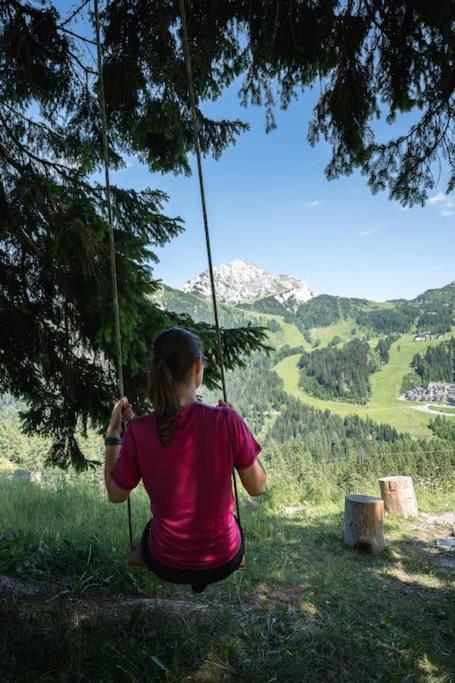 Gemütliche Skihütte an der Piste Sonnenalpe Nassfeld Exterior foto