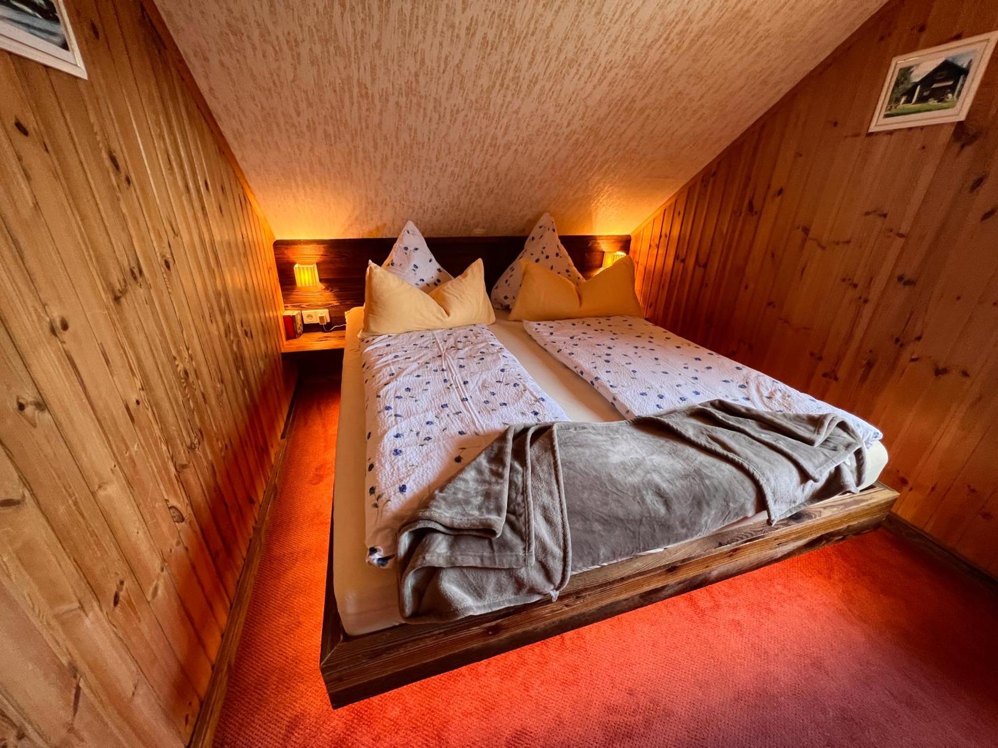 Gemütliche Skihütte an der Piste Sonnenalpe Nassfeld Exterior foto